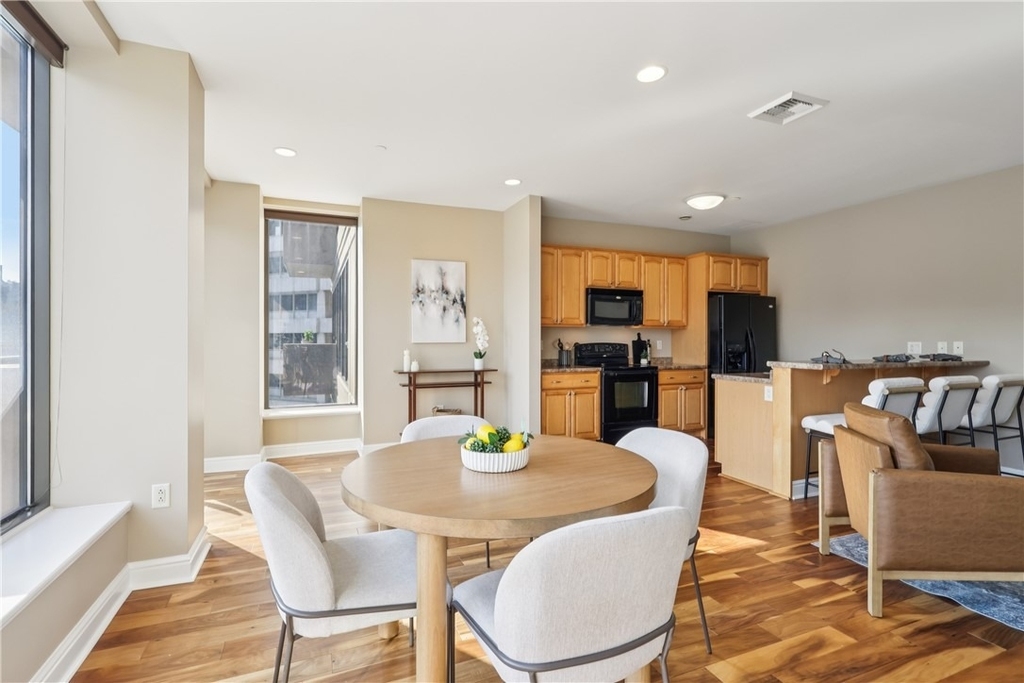 151 Fort Pitt Blvd - Photo 11