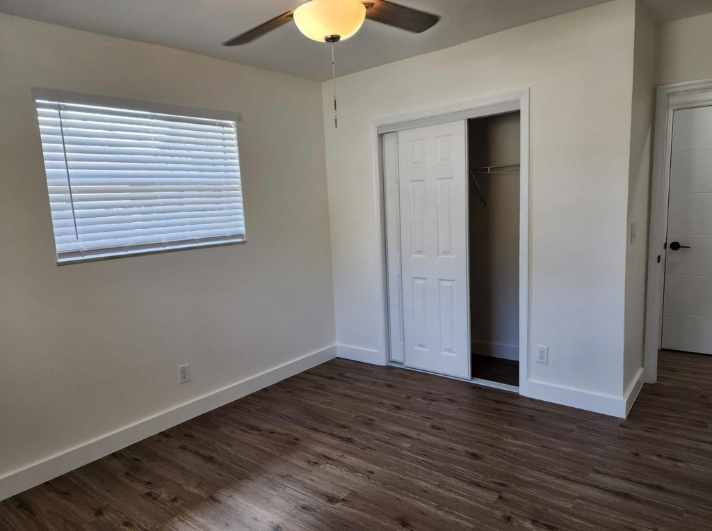 1984 Sw 29th Avenue - Photo 5