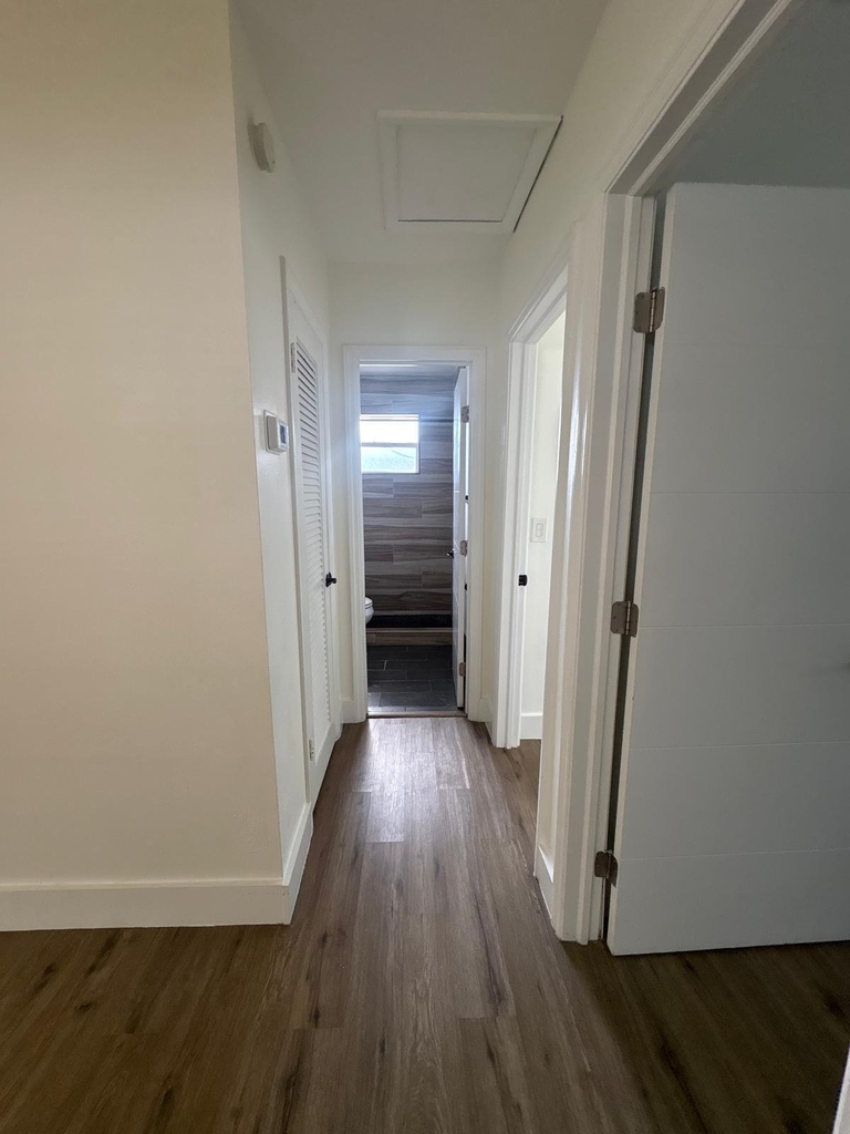 1984 Sw 29th Avenue - Photo 15