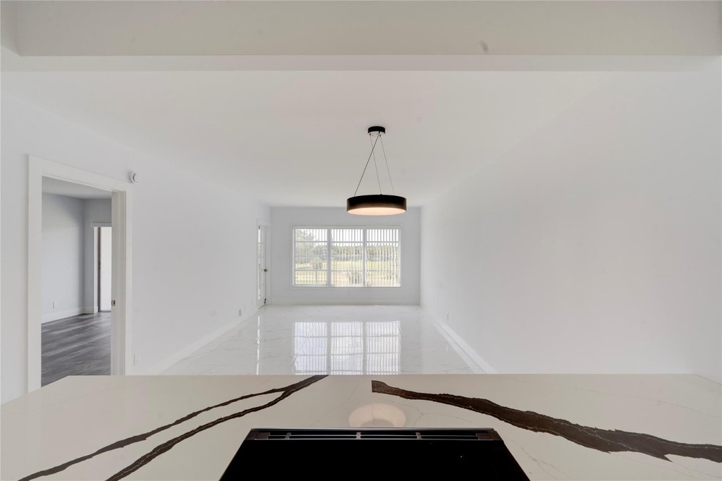 3050 N Palm Aire Drive - Photo 20