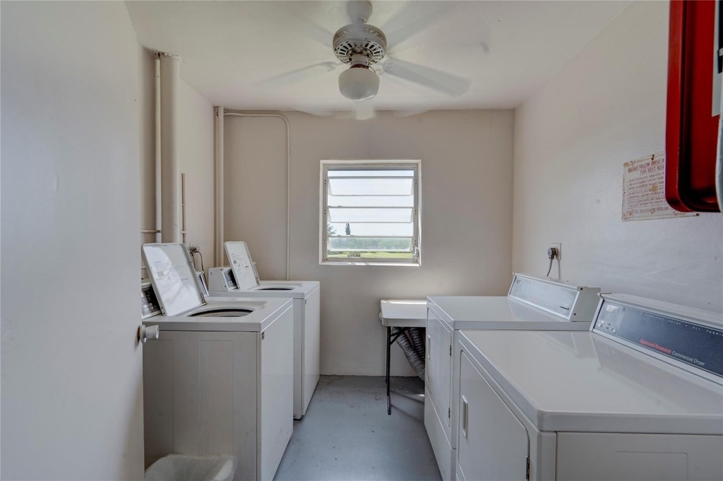 3050 N Palm Aire Drive - Photo 37