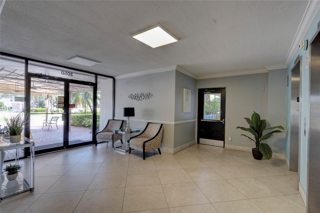 3050 N Palm Aire Drive - Photo 8