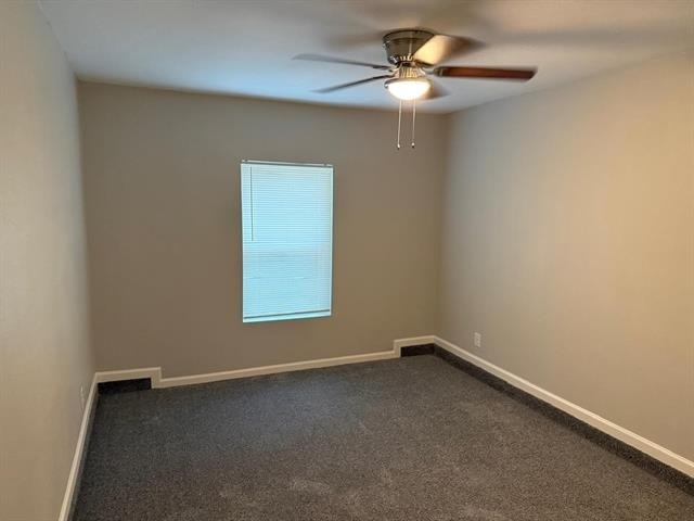 925 Bluewood Drive - Photo 15