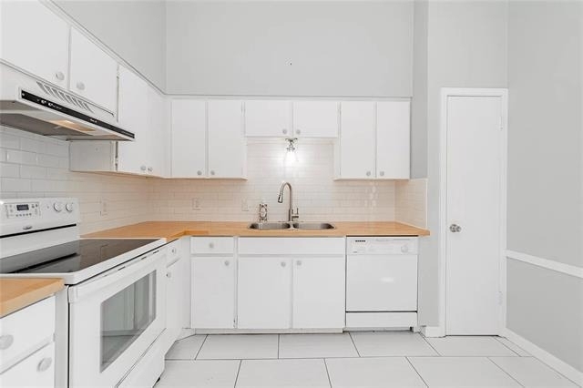 10438 High Hollows Drive - Photo 1