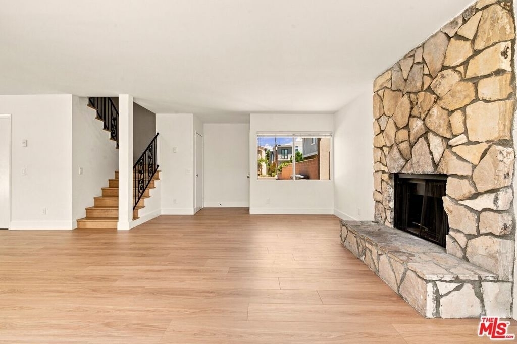 2214 Dufour Avenue - Photo 4