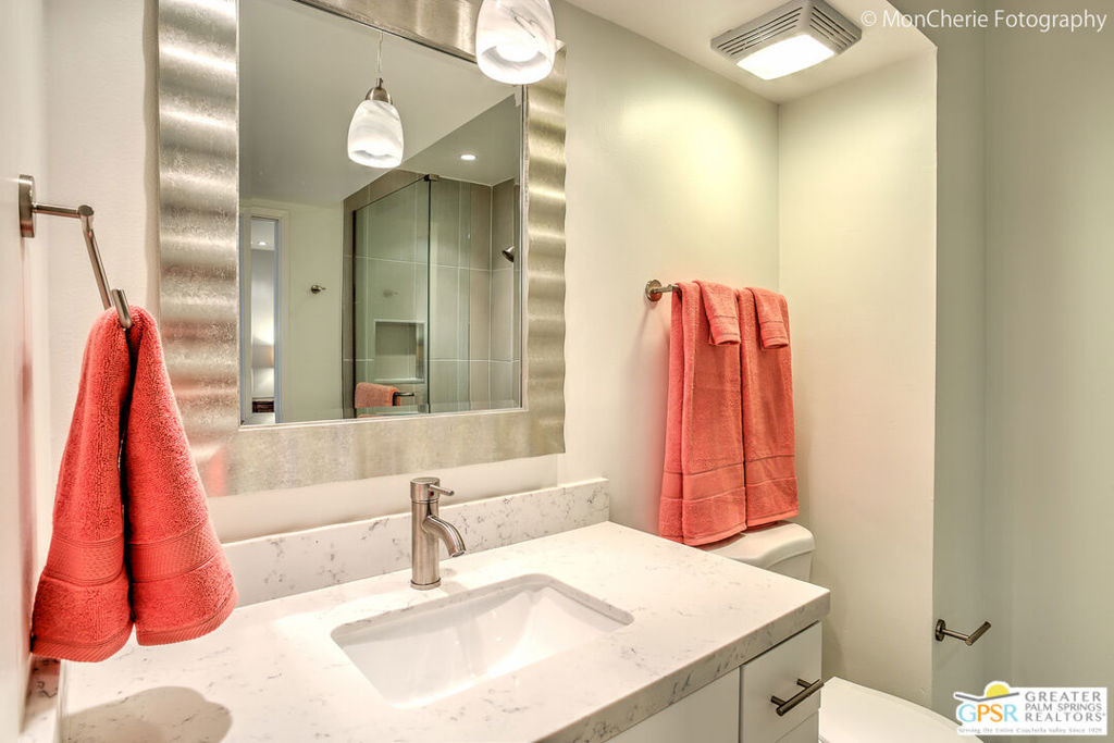 2166 N Indian Canyon Drive - Photo 19