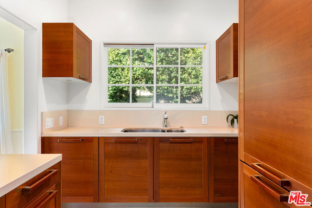 6065 Scenic Avenue - Photo 6