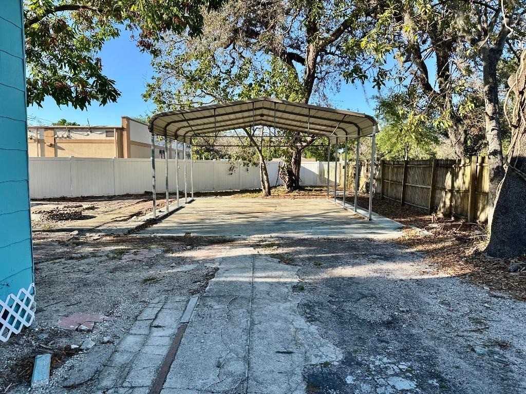 1504 E 33rd Avenue - Photo 32