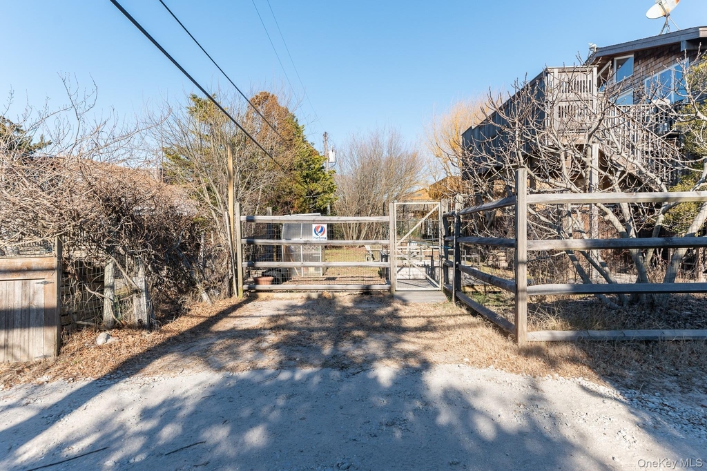 100 Clipper Roadway - Photo 43