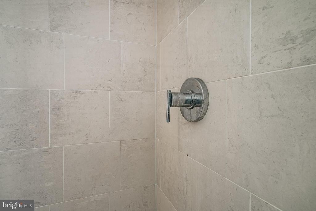 2101 Market Street - Photo 23