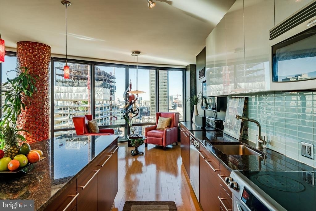 2101 Market Street - Photo 14
