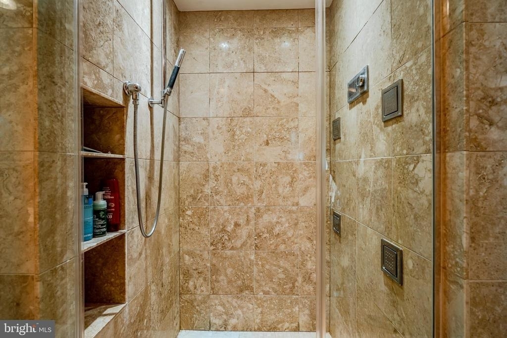 2101 Market Street - Photo 39
