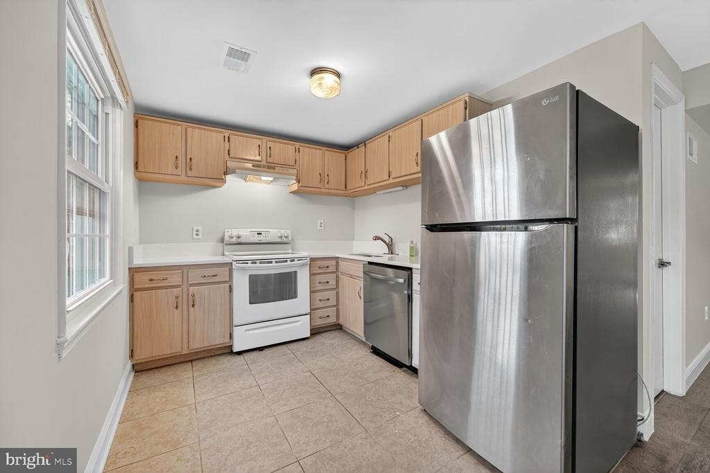 1532 Potomac Heights Drive - Photo 6