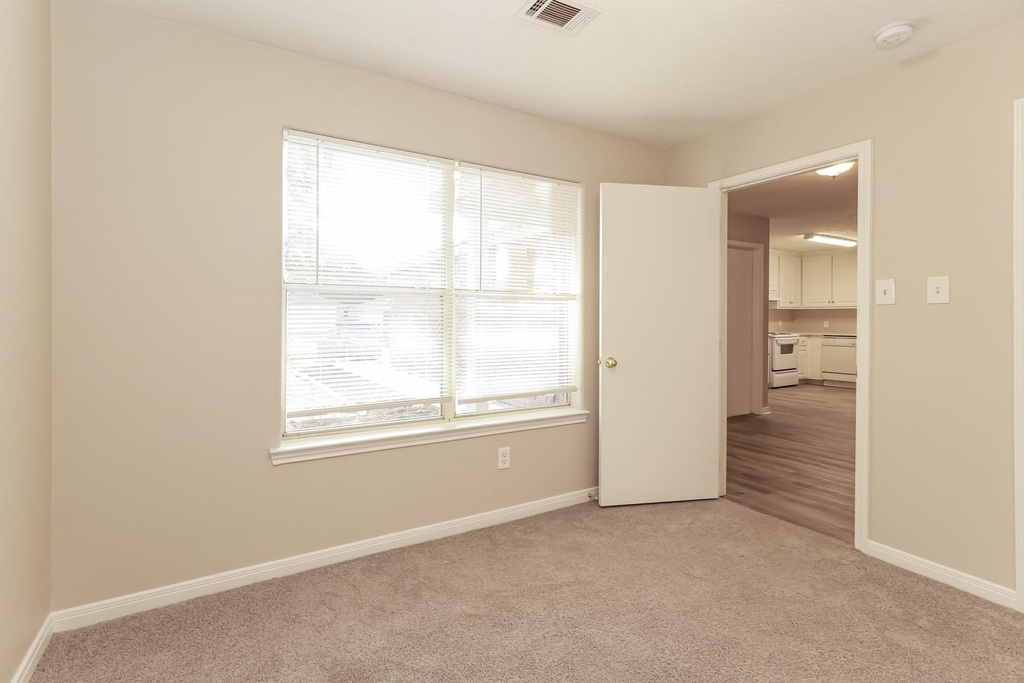 16360 Hidden River Court - Photo 5