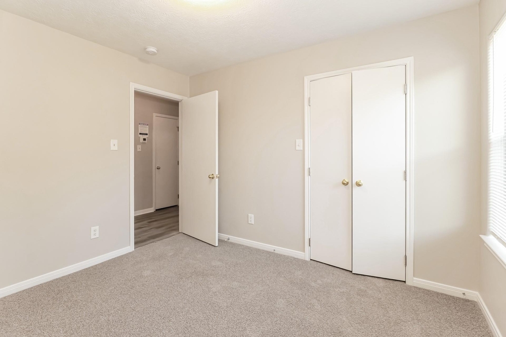 16360 Hidden River Court - Photo 12