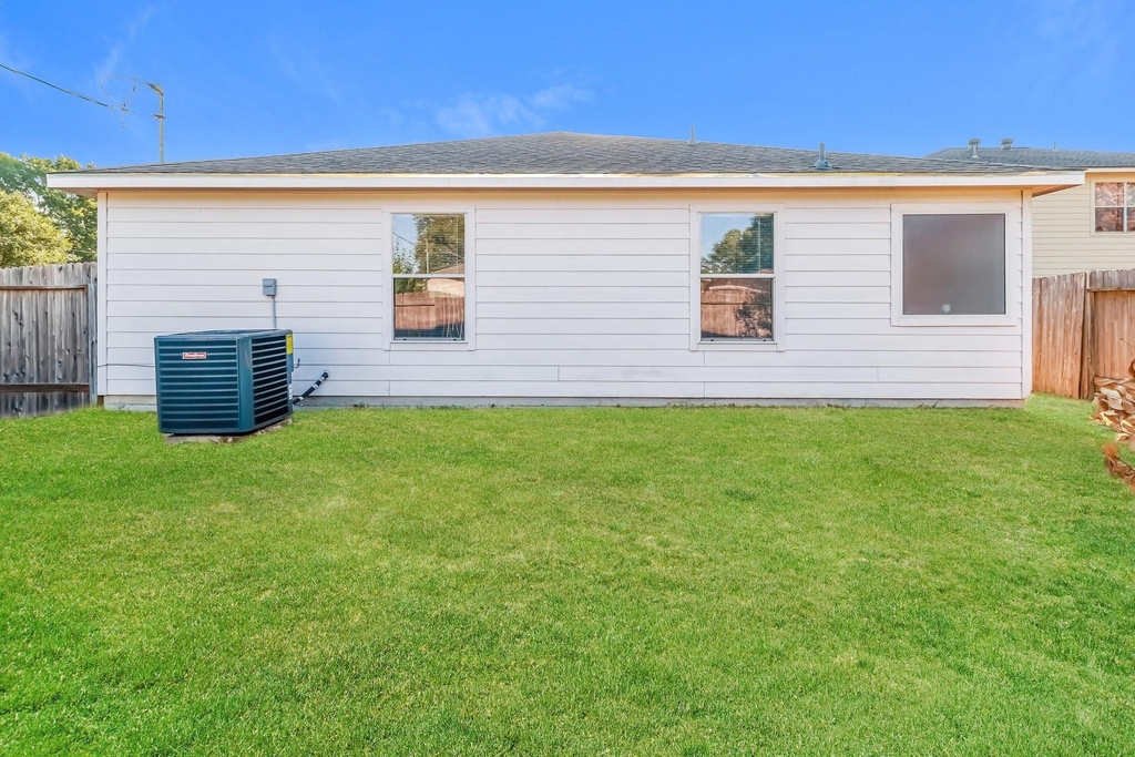 16360 Hidden River Court - Photo 1