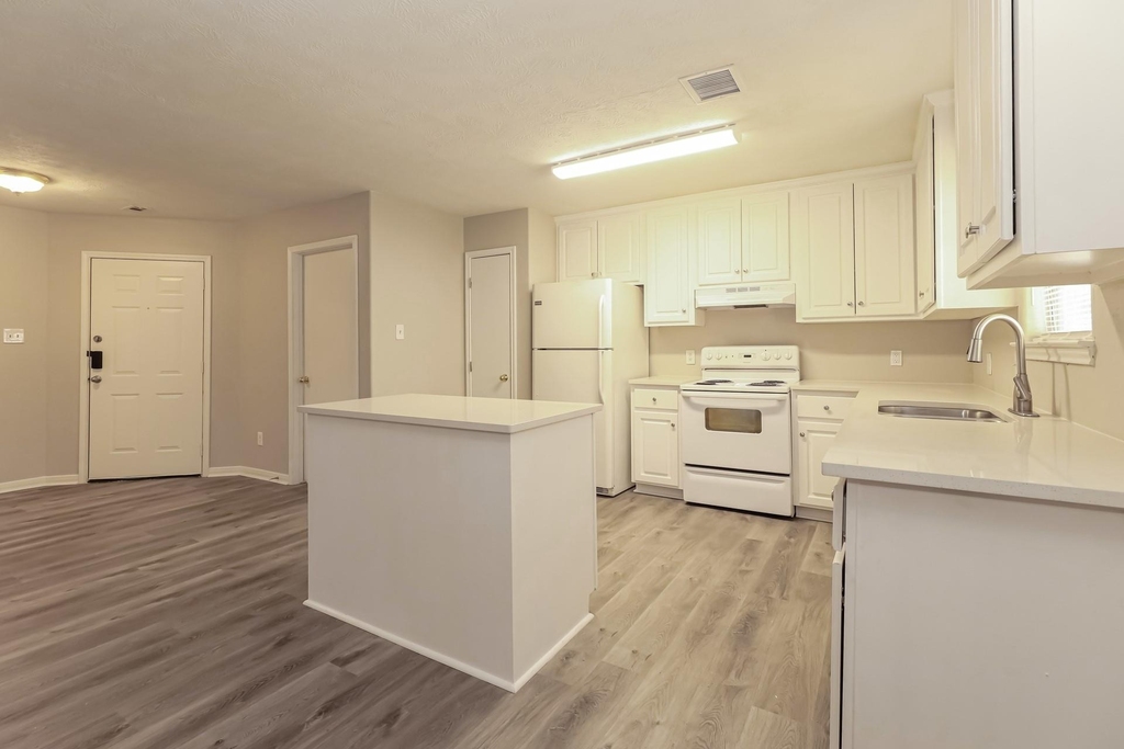 16360 Hidden River Court - Photo 7