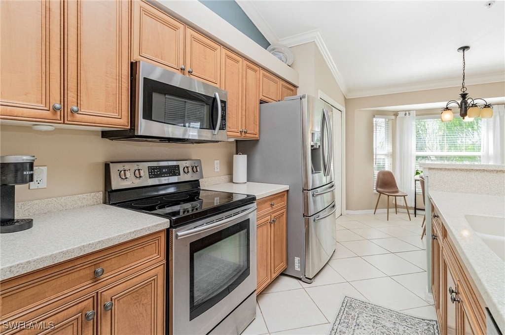 19910 Barletta Lane - Photo 8