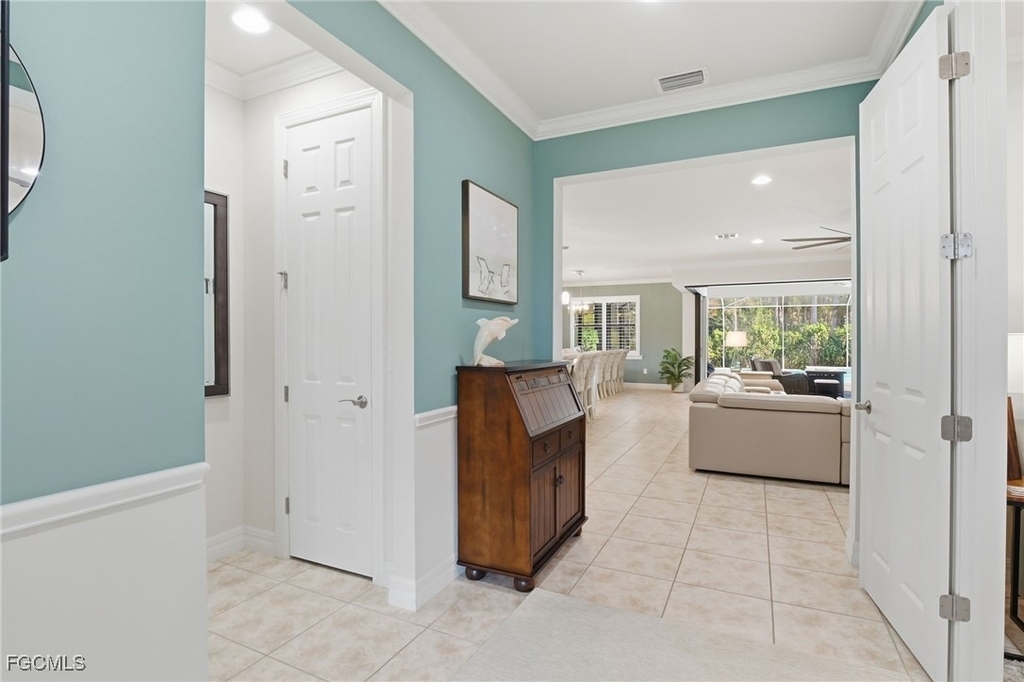11012 Castlereagh Street - Photo 4