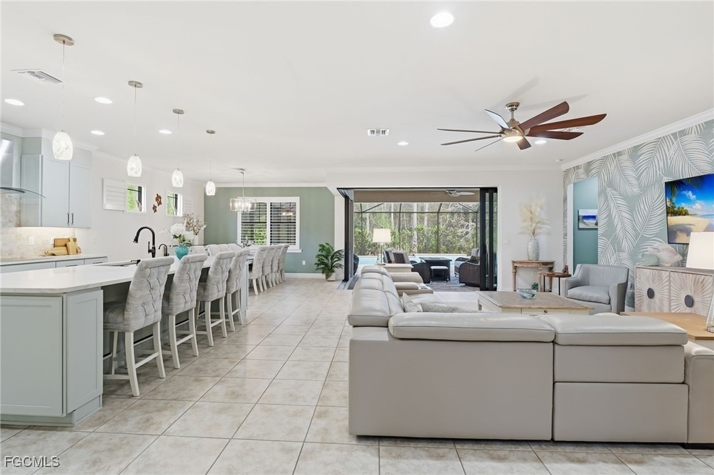 11012 Castlereagh Street - Photo 6
