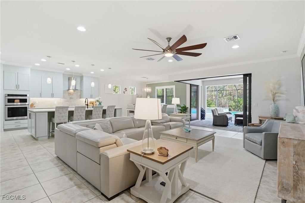 11012 Castlereagh Street - Photo 11