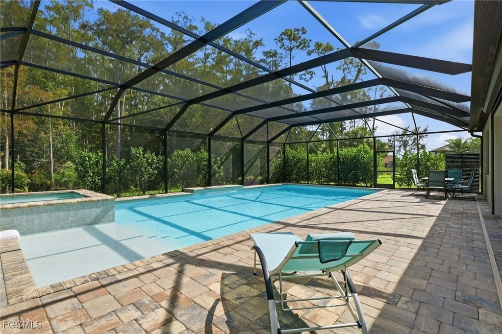 11012 Castlereagh Street - Photo 1
