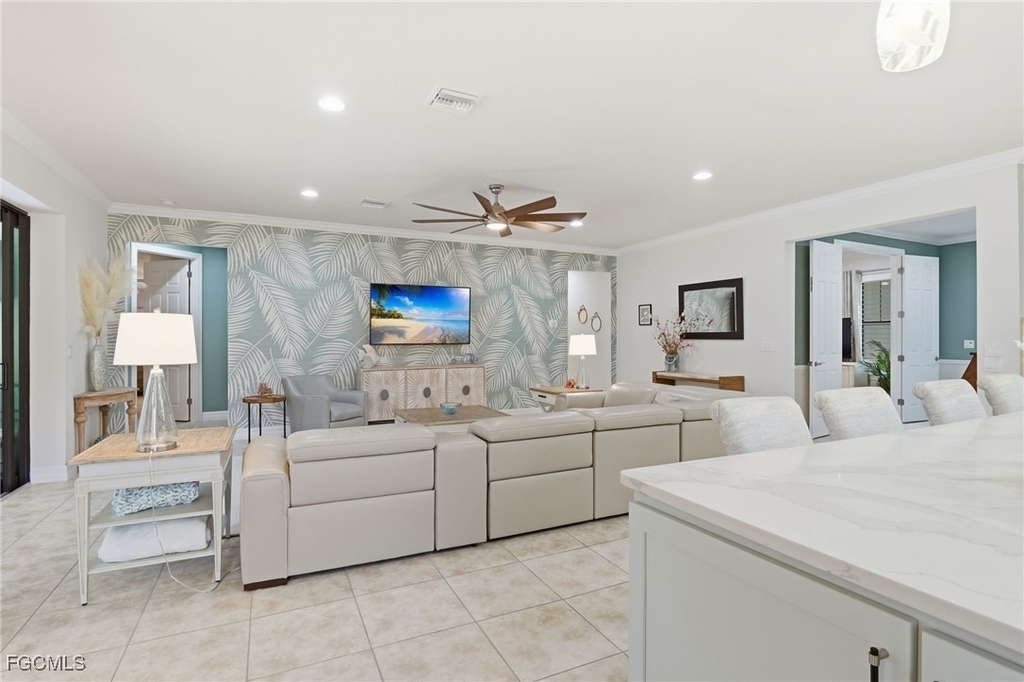 11012 Castlereagh Street - Photo 8