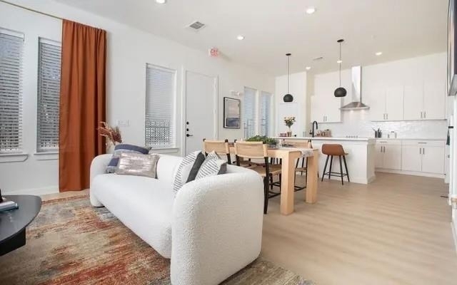 33200 Forest W Street - Photo 7