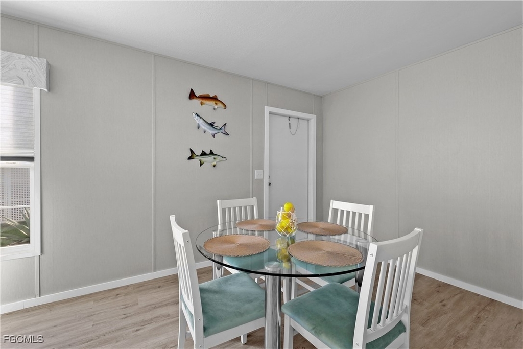 1747 Beverly Drive - Photo 7