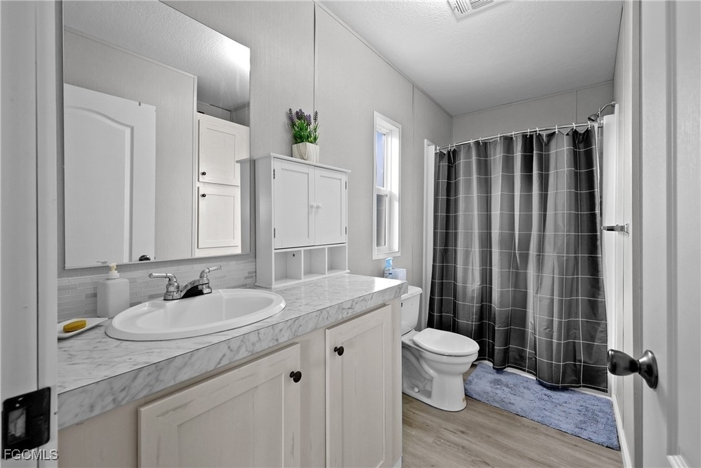 1747 Beverly Drive - Photo 22