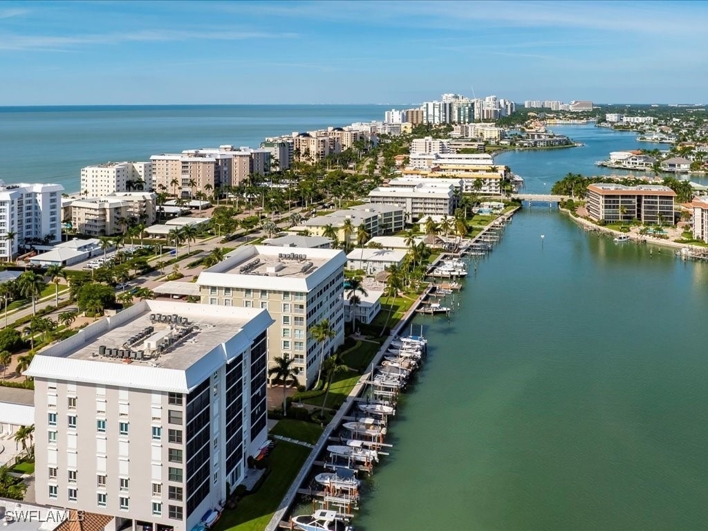 2750 Gulf Shore Boulevard N - Photo 44