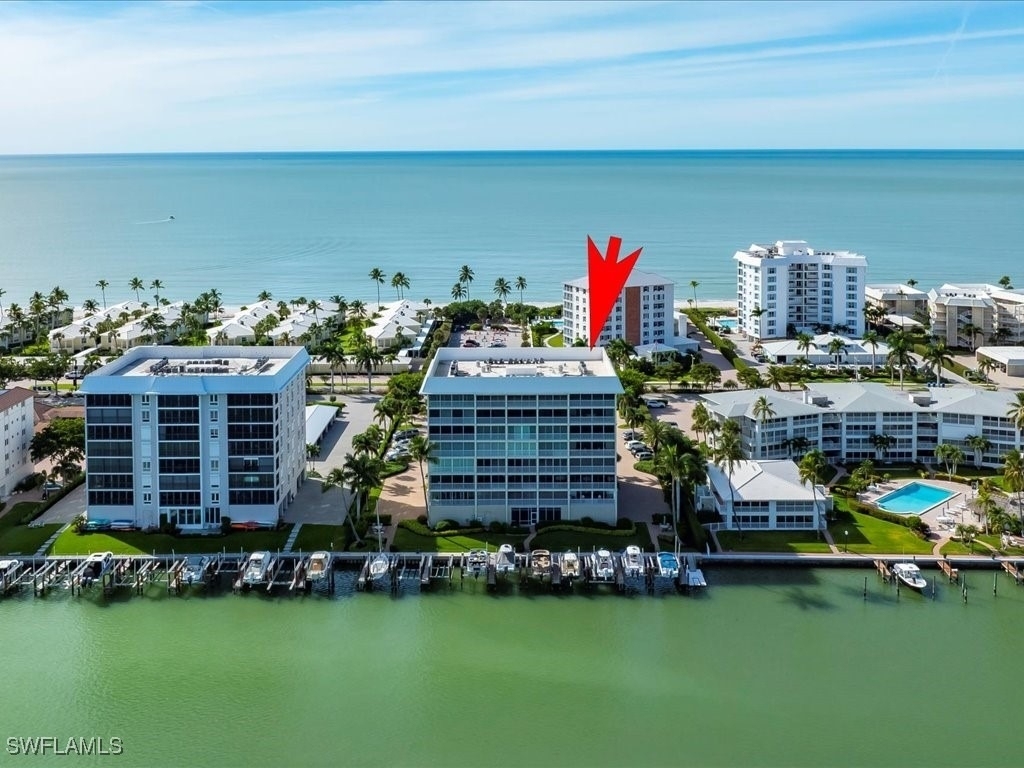 2750 Gulf Shore Boulevard N - Photo 1