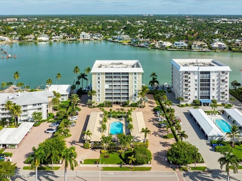 2750 Gulf Shore Boulevard N - Photo 40