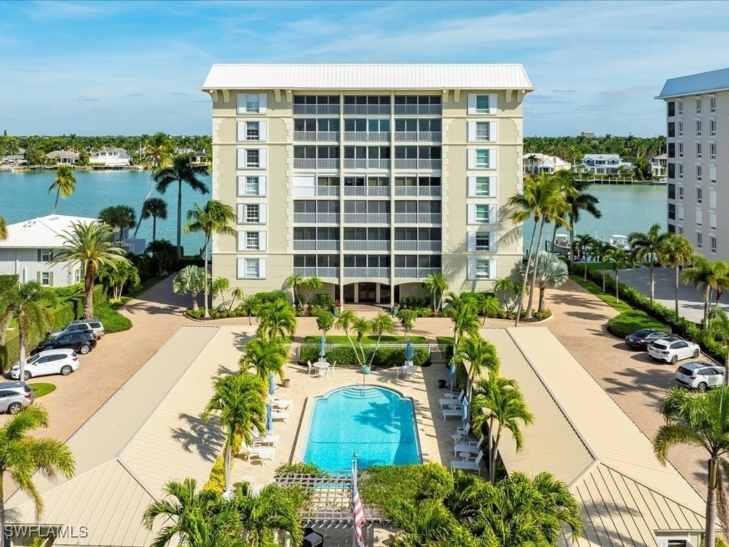 2750 Gulf Shore Boulevard N - Photo 41