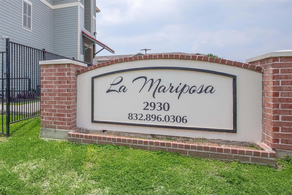 2930 Plum Creek Lane - Photo 6