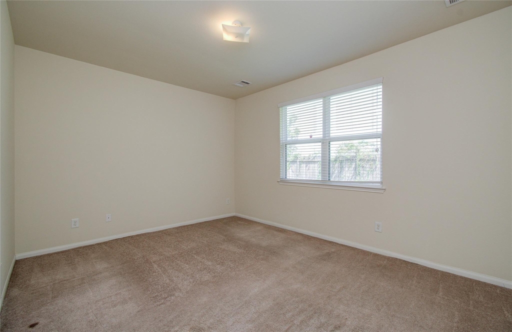 10410 Solitude Way - Photo 17