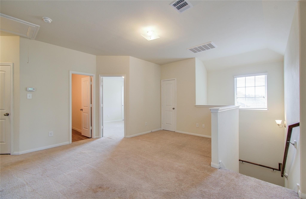 10410 Solitude Way - Photo 28