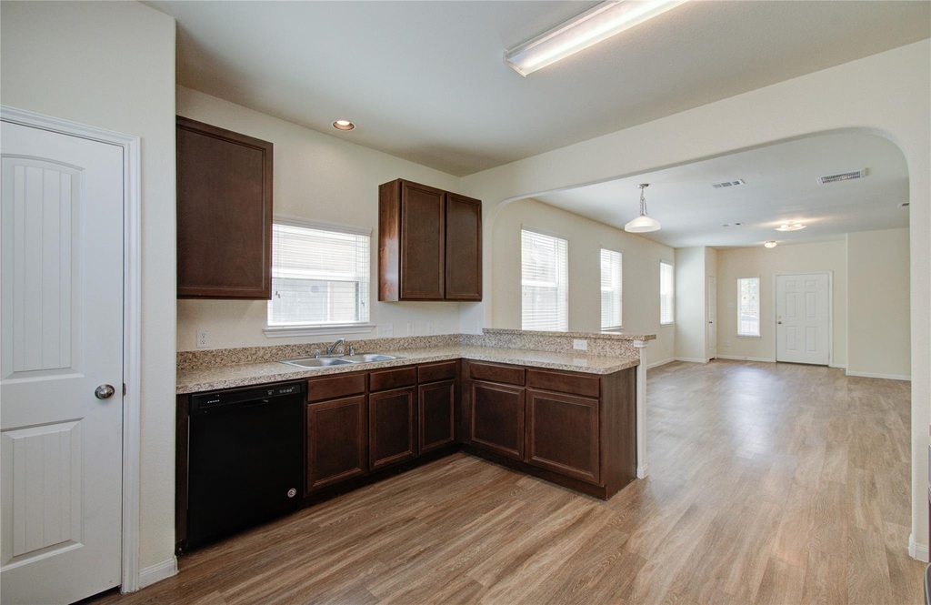 10410 Solitude Way - Photo 11