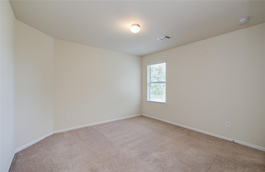 10410 Solitude Way - Photo 38