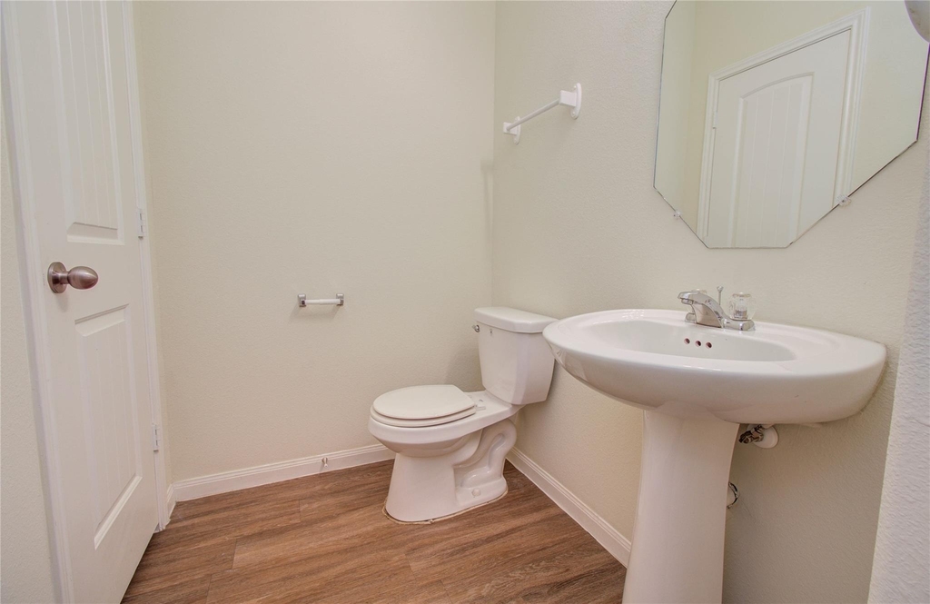 10410 Solitude Way - Photo 23