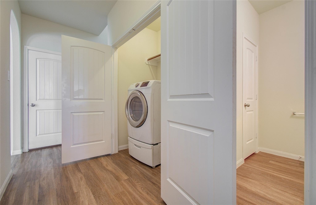 10410 Solitude Way - Photo 24