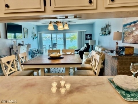 60 Pelican Street W - Photo 5