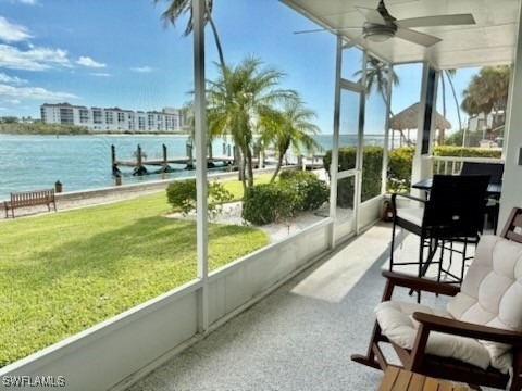 60 Pelican Street W - Photo 2