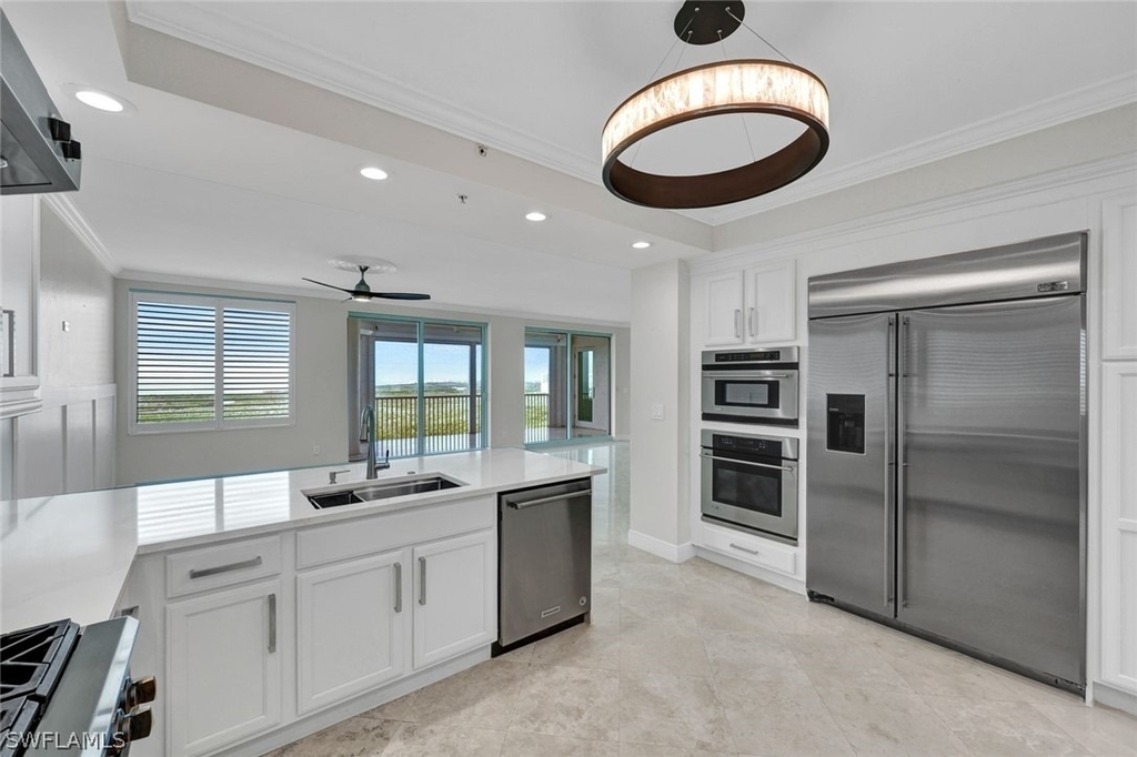 275 Indies Way - Photo 2