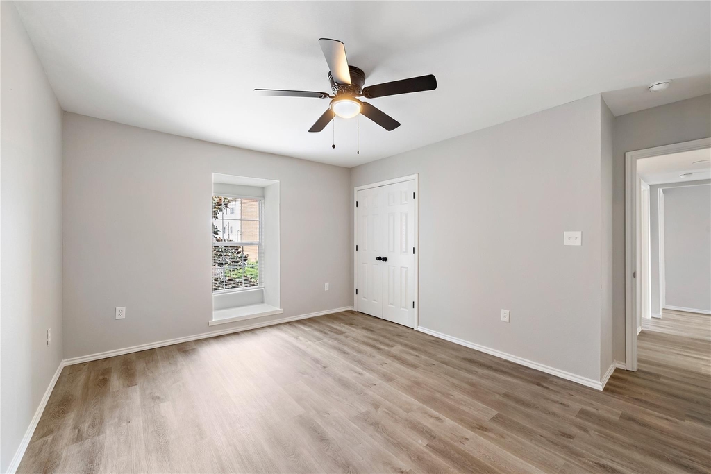 9711 Linkmeadow Lane - Photo 8