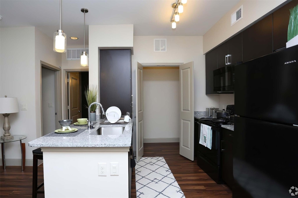 4604 Cypresswood Drive - Photo 11