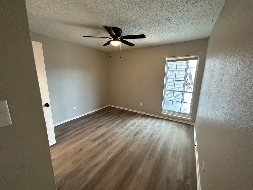 9711 Linkmeadow Lane - Photo 12
