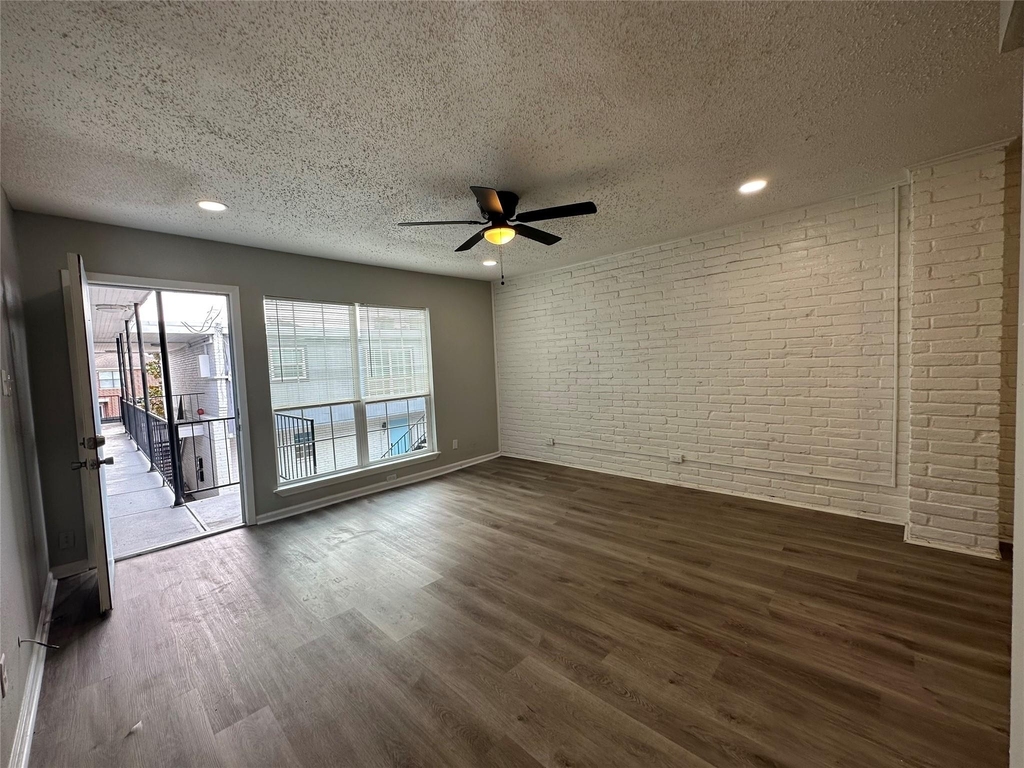 9711 Linkmeadow Lane - Photo 7