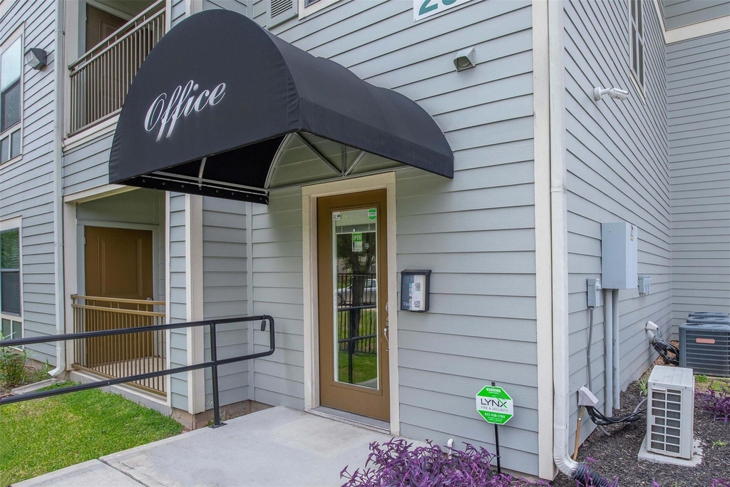 2930 Plum Creek Lane - Photo 9