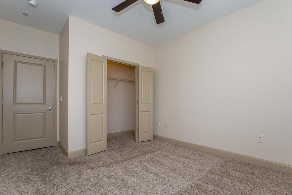 2930 Plum Creek Lane - Photo 8